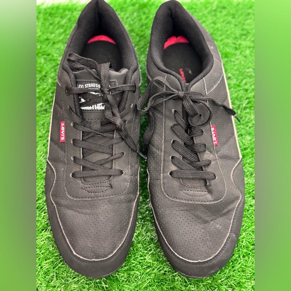 Levi’s men’s casual shoes